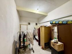 Changi Road (D14), Shop House #593657321